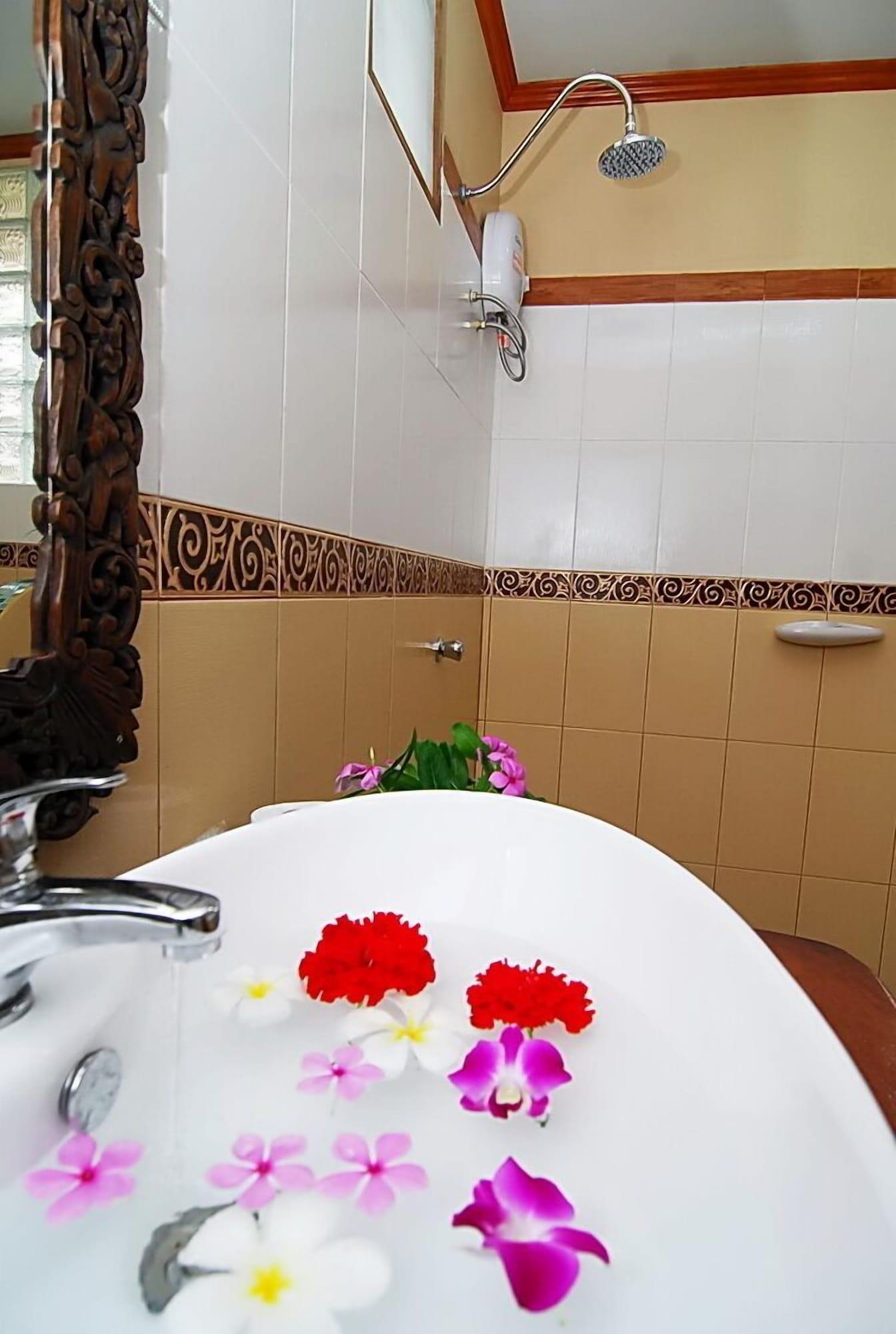 Lanta Il Mare Beach Resort Koh Lanta Ngoại thất bức ảnh