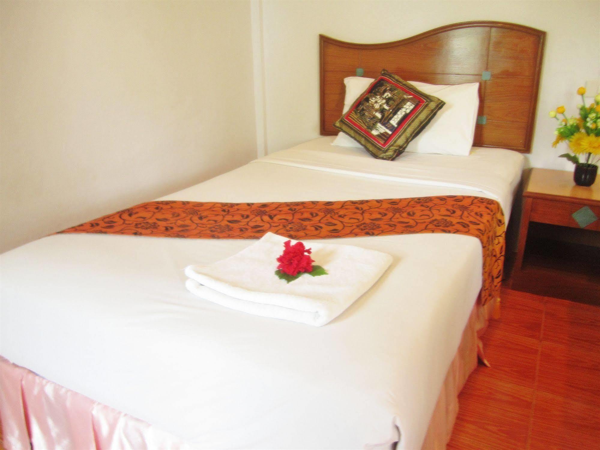 Lanta Il Mare Beach Resort Koh Lanta Ngoại thất bức ảnh