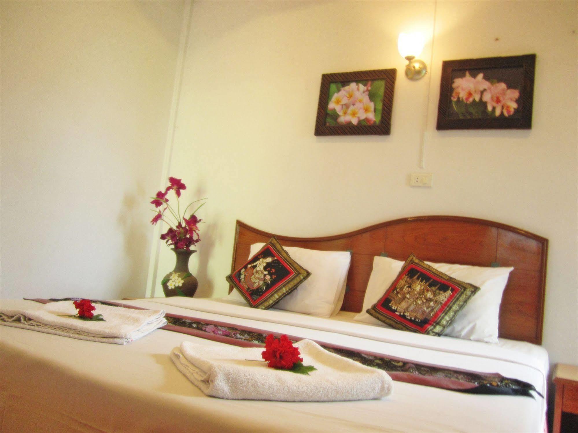 Lanta Il Mare Beach Resort Koh Lanta Ngoại thất bức ảnh